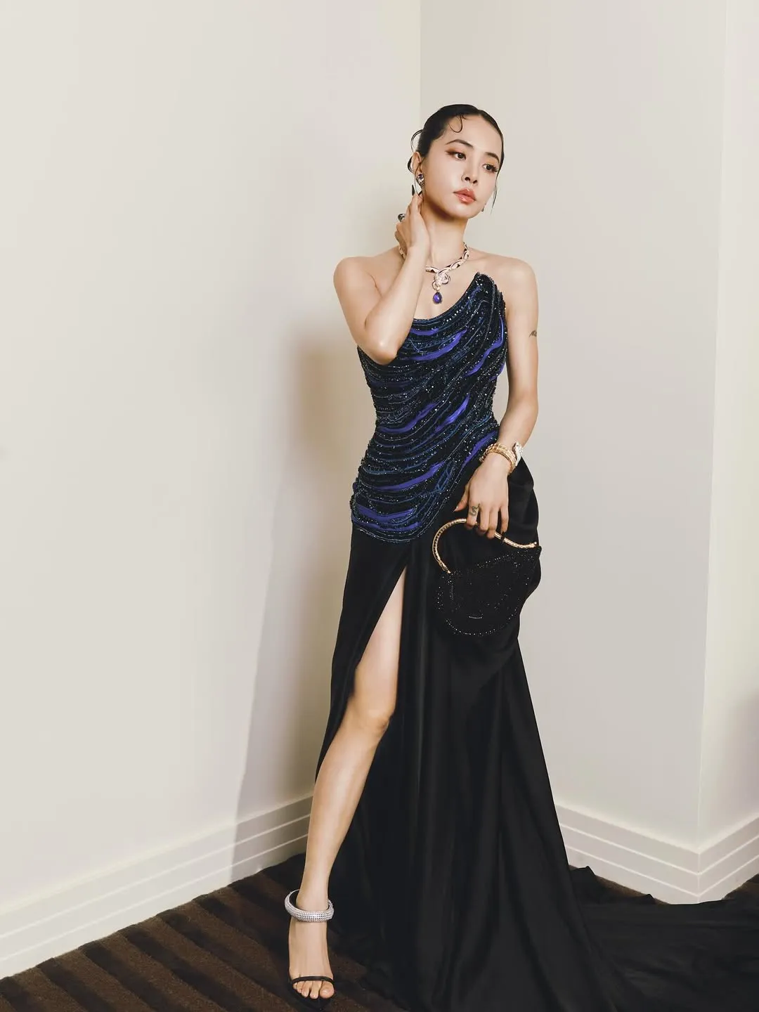 蔡依林的装扮让粉丝开玩笑称「超级像蔡依林欸」。翻摄IG