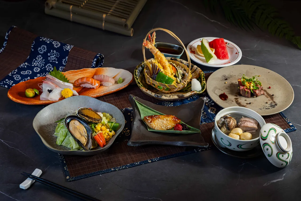 台北一馆推出「冬令泡汤食旅」住房专案，含丰盛双人自助早餐与顺园精致日式西京和食双人晚餐。业者提供