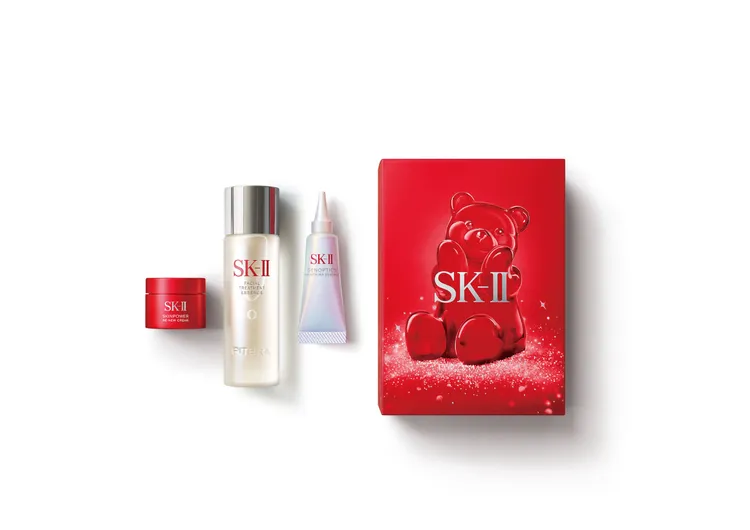 SK-II PITERA晶透奇肌套裝小熊版，3290元。品牌提供