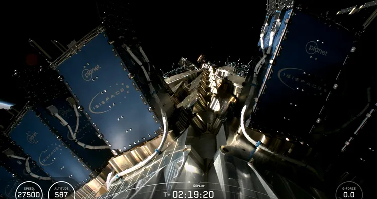 FS-8A太空實驗模組於此次Transporter-15任務中成功入軌，主要用於驗證福衛八號的太陽能板技術，為台灣自製衛星累積關鍵飛行履歷。截自SpaceX直播