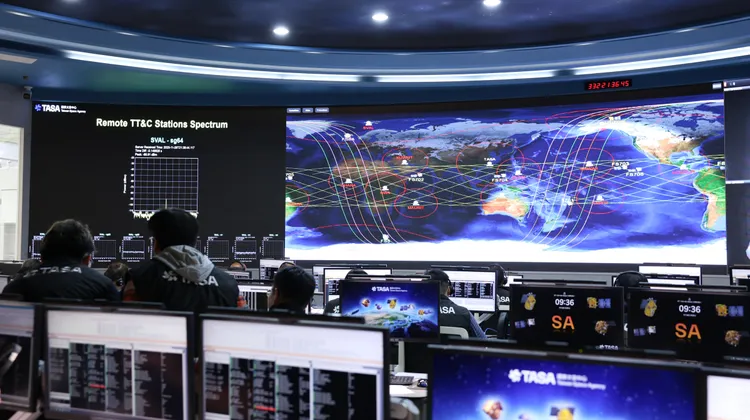 齐柏林卫星于29日凌晨搭乘SpaceX猎鹰九号升空，成功进入预定轨道并与海外地面站完成首度通联，预计午前将首度通过台湾上空。国家太空中心TASA提供