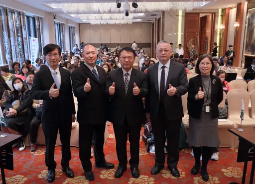 群益看2026台股挑战3万4！5大权值股撑起AI中央山脉　传产同步升温