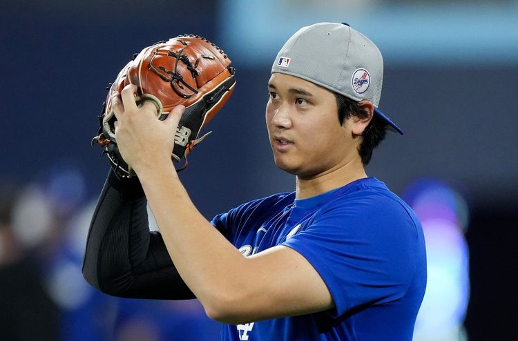 影|奪冠才10天大谷翔平就回到道奇球場訓練 「陪練員」很特別