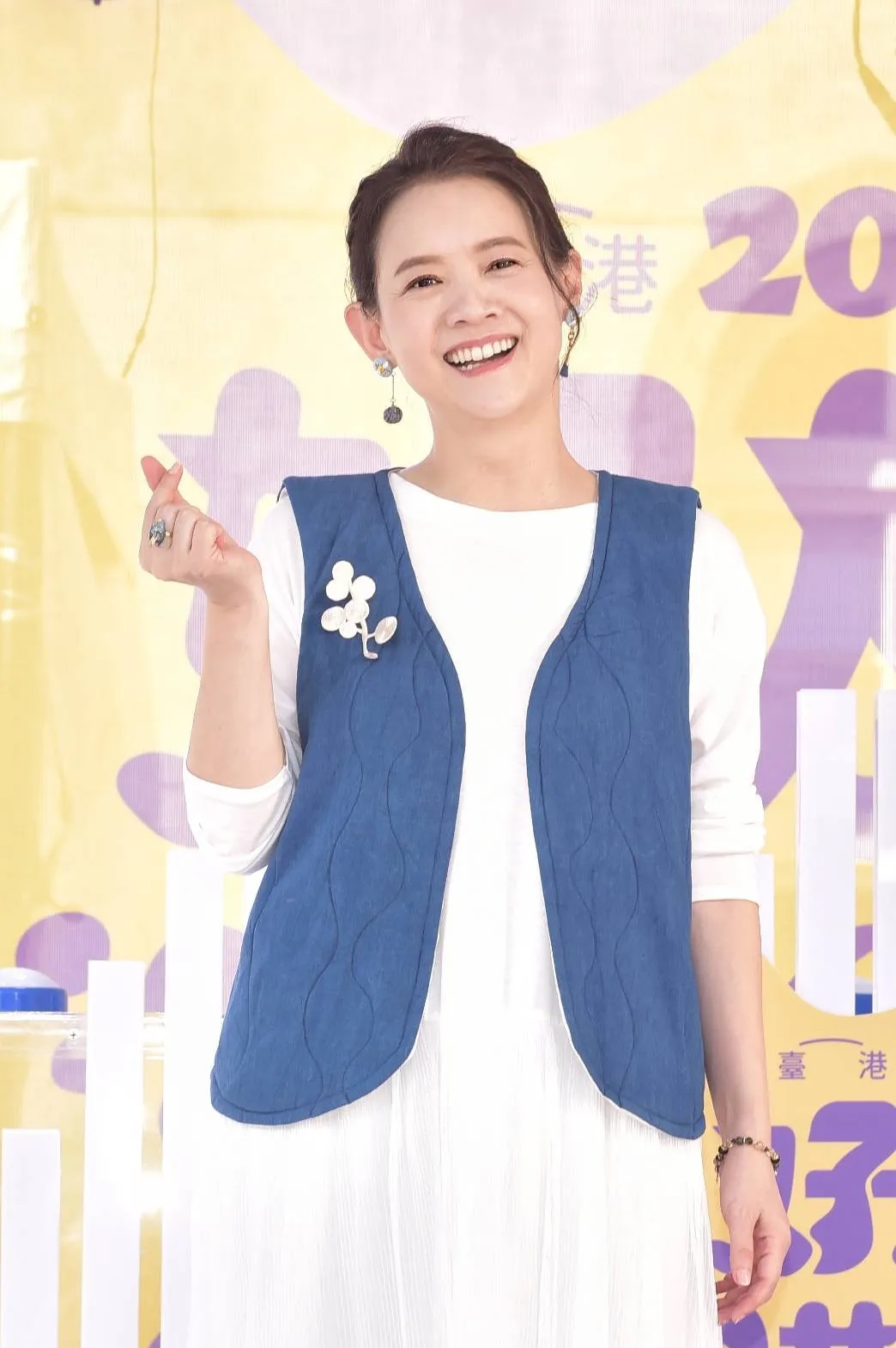 曾寶儀希望《夜市王2》能再邀請曾志偉。好友港節提供