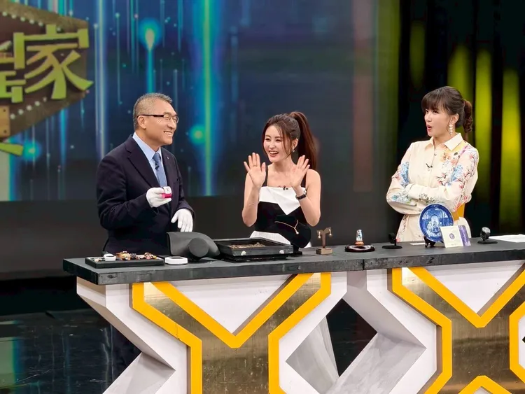 麻衣買到珍貴限量錶。JET綜合台提供