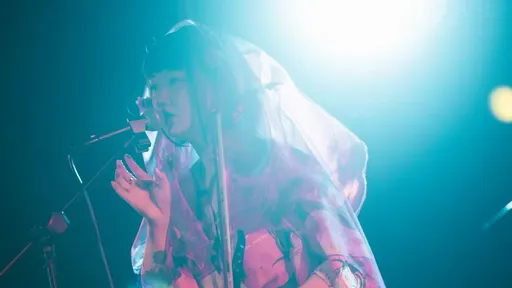 乐队女主唱意外丧命　竟是剧场「电动座椅」压胸酿祸