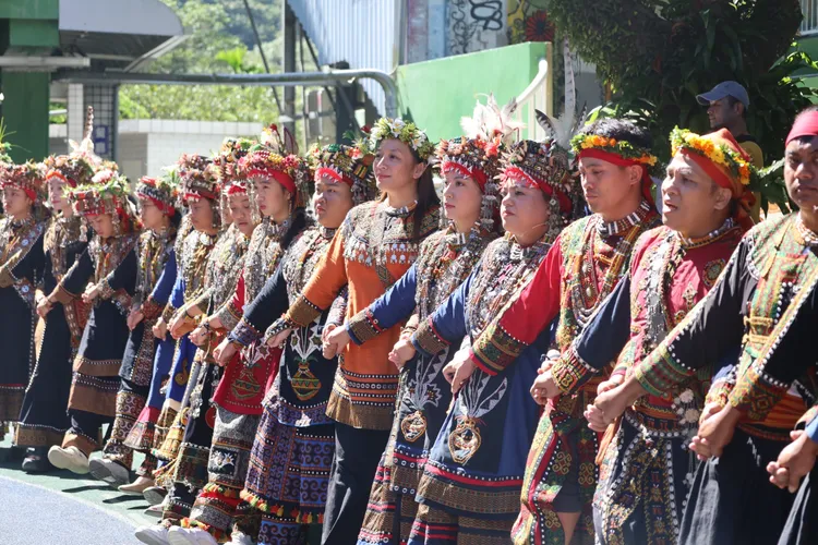 2025年多納黑米豐收祭 Tapakadrawane 文化產業系列活動16日於茂林多納部落登場。原民會提供