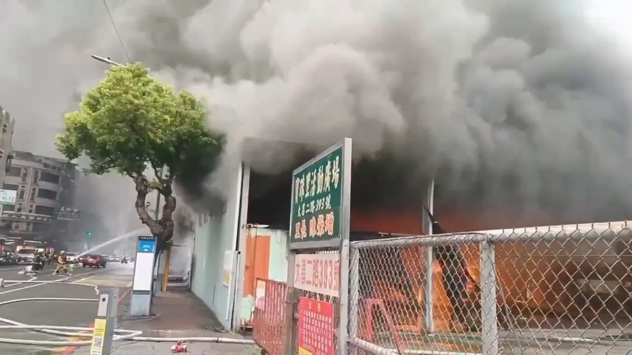 宝珠里长办公室火警，所幸无人伤亡。翻摄画面