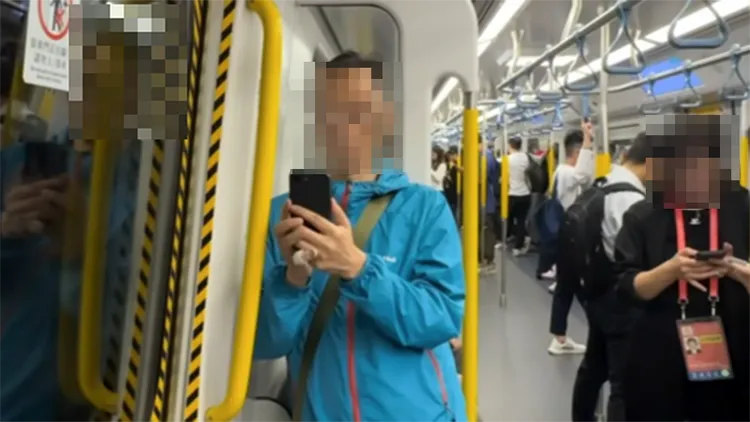 大叔搭港铁时被质疑偷拍，在社群上还击，获得网友们相挺。翻摄自threads