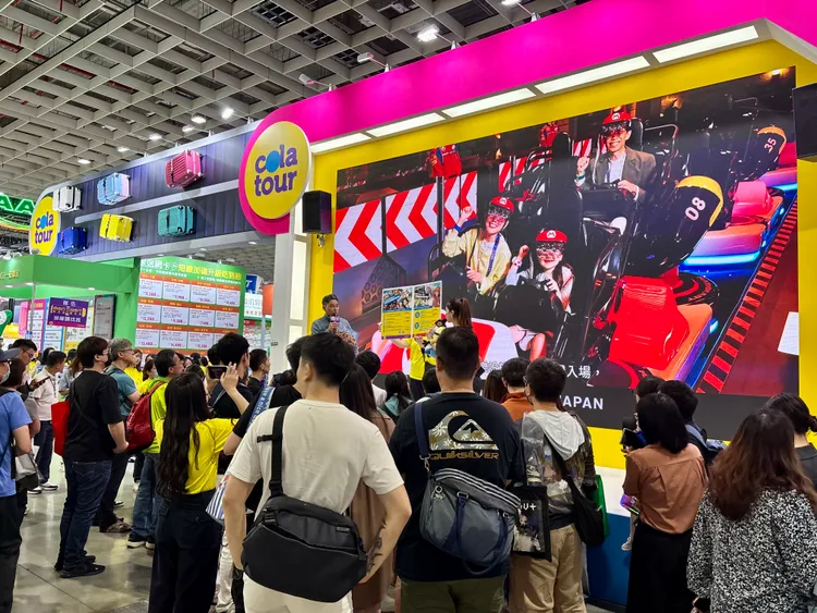 旅行社統計整體業績較去年旅展首日成長約2成。可樂旅遊提供