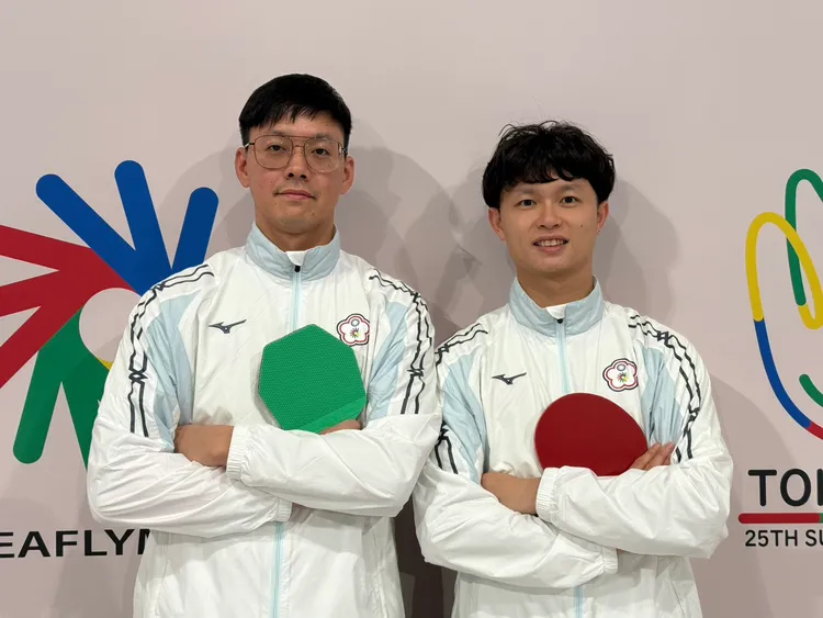 楊榮宗（左）、王顗翔（右）再度聯手搭檔，於男雙賽事搶下獎牌。運動部提供