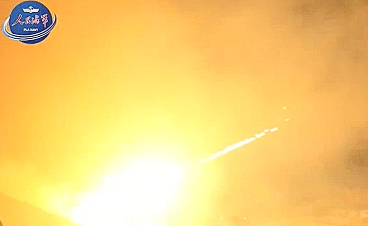 中日緊張！共軍連2週渤海黃海軍演　海軍反「偷襲」實彈射擊片