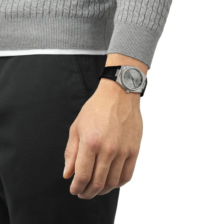 全新PRX自動腕錶皆採用38mm全新錶徑尺寸。品牌提供