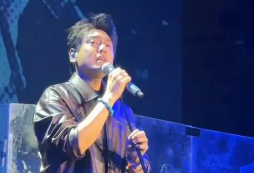 朱孝天被F4巡演除名　个唱哭崩拿毛巾掩面