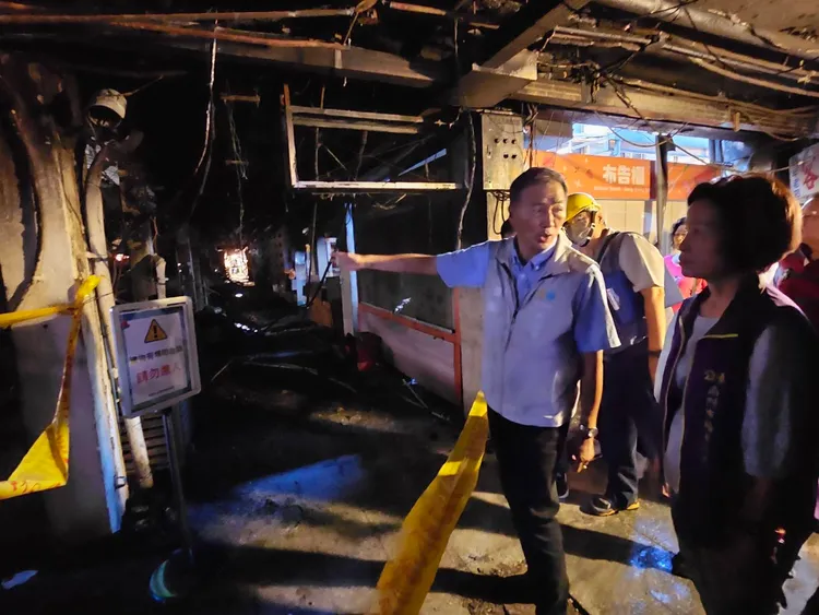 现场勘察评估作业。桃园市府提供