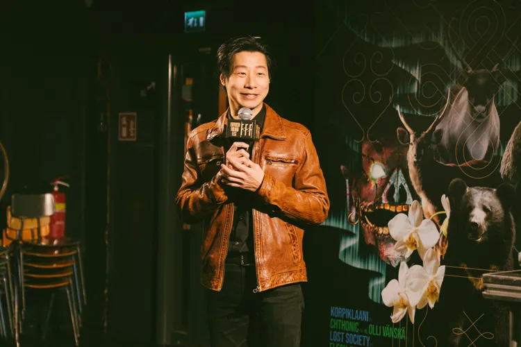 駐芬蘭大使林昶佐，另一個身份是閃靈主唱。文化總會提供