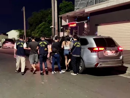 開權利車換假車牌　毒鴛鴦足跡踏遍南台灣　警逮人起出20萬元毒品