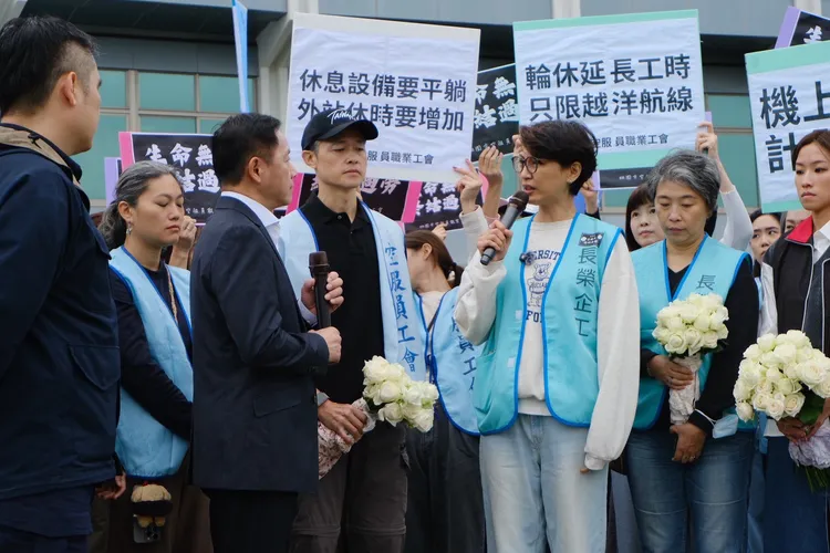 空服員請假權引起關注，工會今陳情直指中央在資方壓力下沒有修法。桃園市空服員職業工會提供