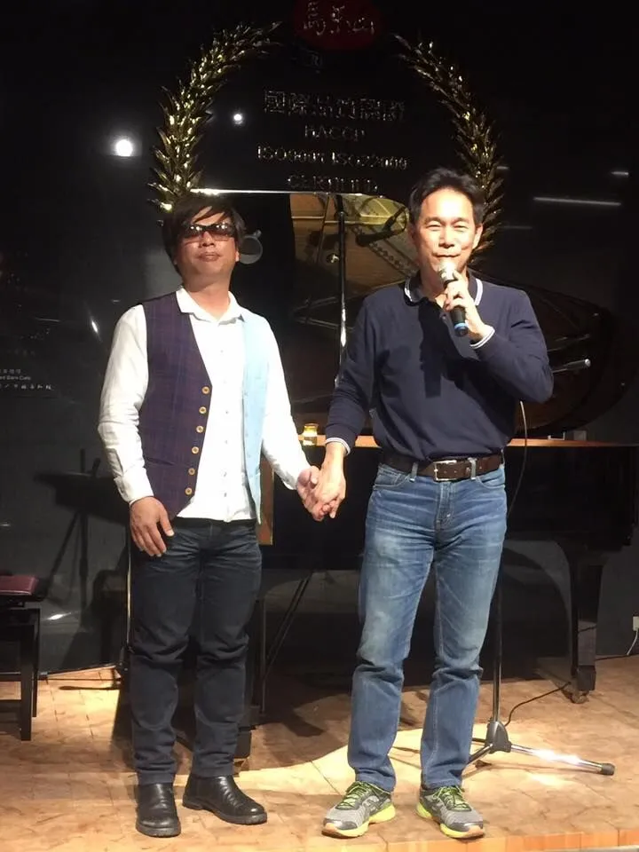 三余书店二度为王俊杰举办黑暗剧场演出。童维辰提供