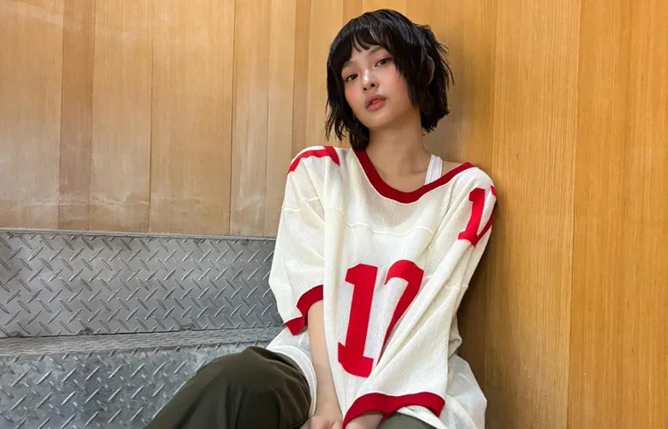 Hanni人在南極缺席NewJeans與ADOR的面談。翻攝NewJeans IG