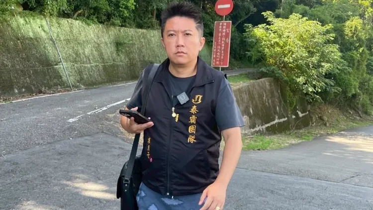 宾宾哥最近因在校园擅自直播遭校方提告。翻摄宾宾哥脸书