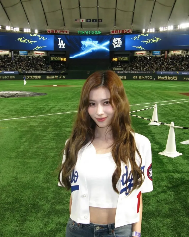 南韓女團TWICE成員Sana。翻攝自Sana IG