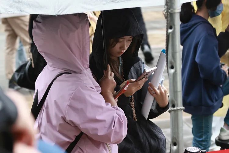 今最低17.2°C雨區擴大!海鷗估變中颱 後面還有熱帶擾動