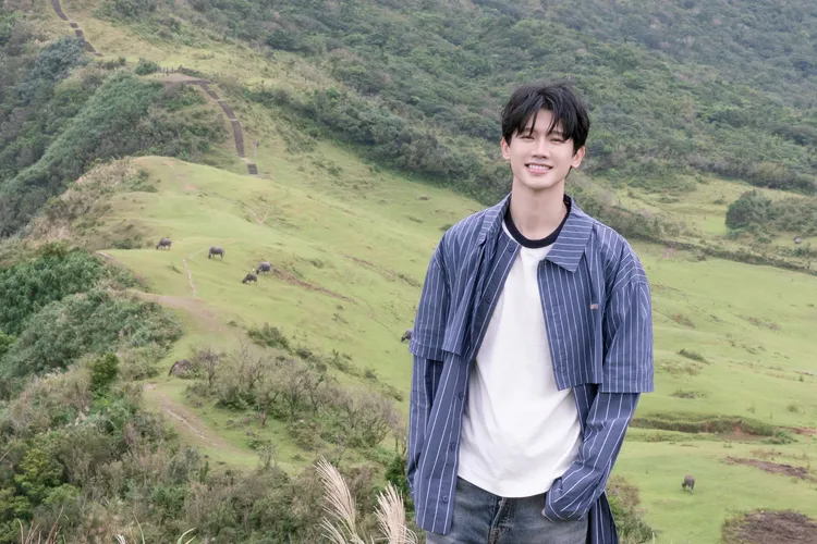 洪言翔退出南拳妈妈后，推出个人首支全创作单曲。抓马文化提供