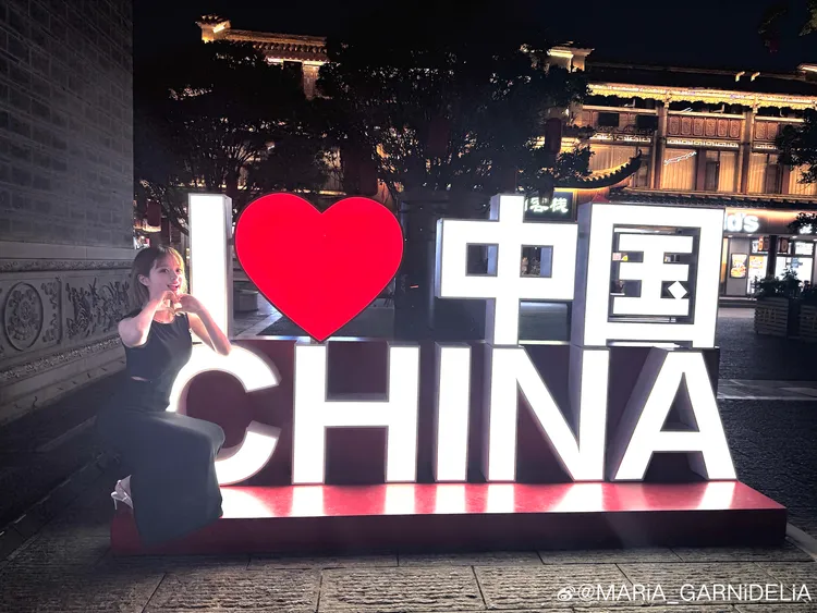 「日本浪姐」选边　美依礼芽：永远支持一个中国