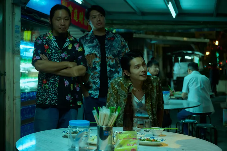 姚淳耀非常融入當地生活，直接坐公車出門趴趴走。如果我不曾見過太陽提供