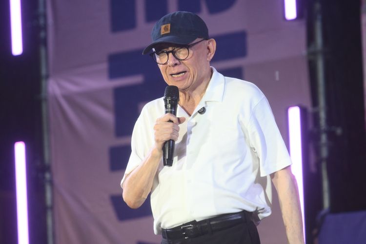 曹興誠籲「徵召此人可輾壓蔣萬安」 周玉蔻讚好建議