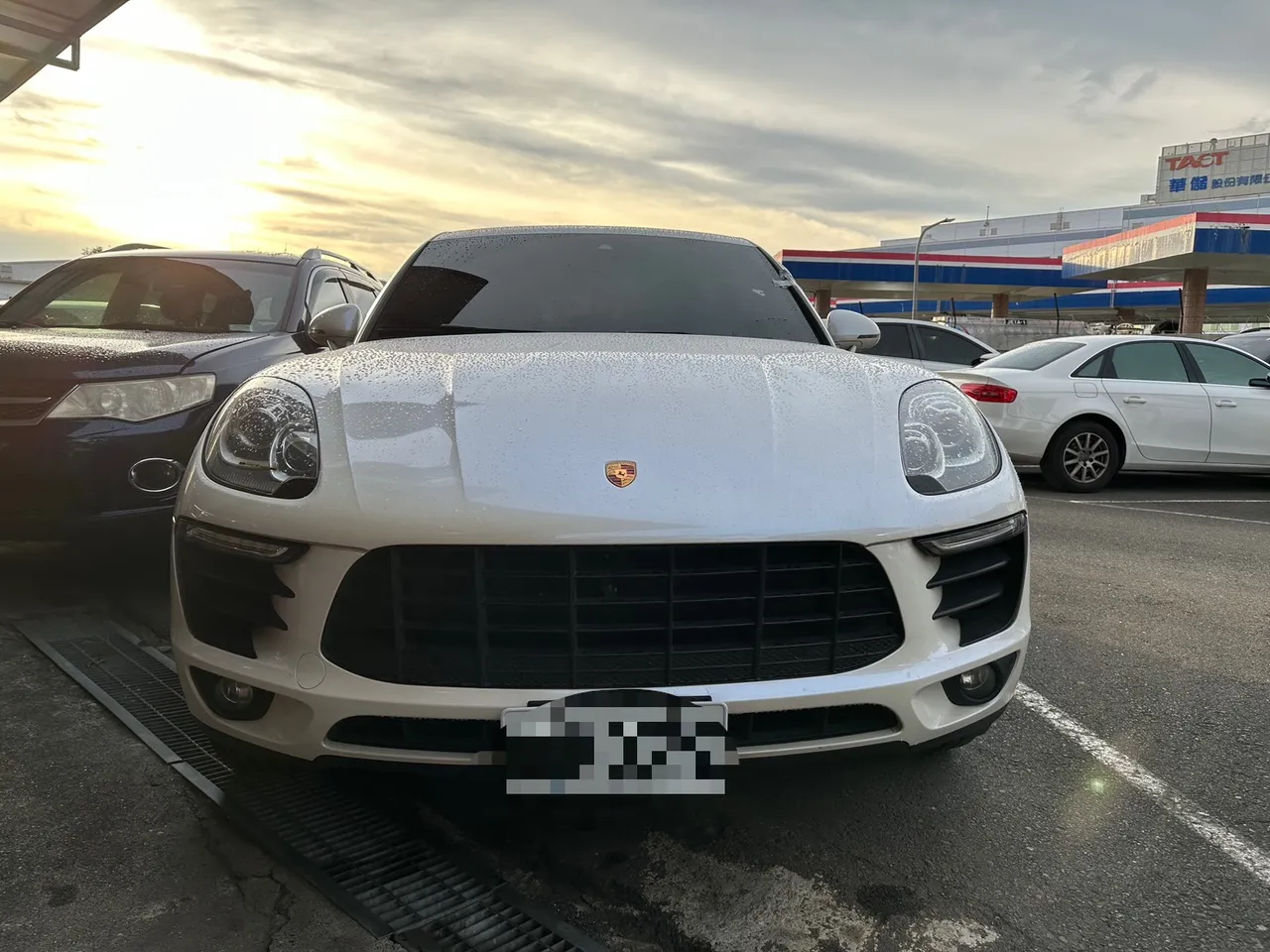 获利诱人拢是骗！妇豪掷450万还抵押房产　高雄航警逮车手保476万现金