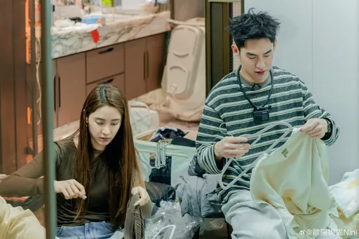 歐陽妮妮曝光杭州家「像家具城」　兒炸屎靠張書豪救援