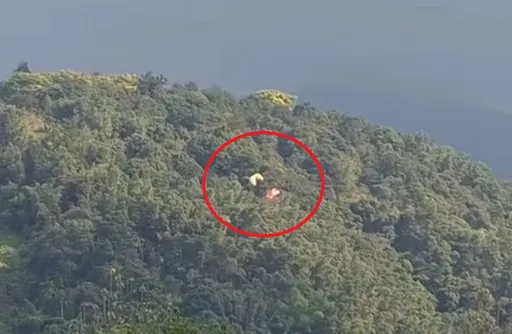 驚險畫面！南投飛行傘「空中交纏」墜地　2玩家未受傷原因曝光