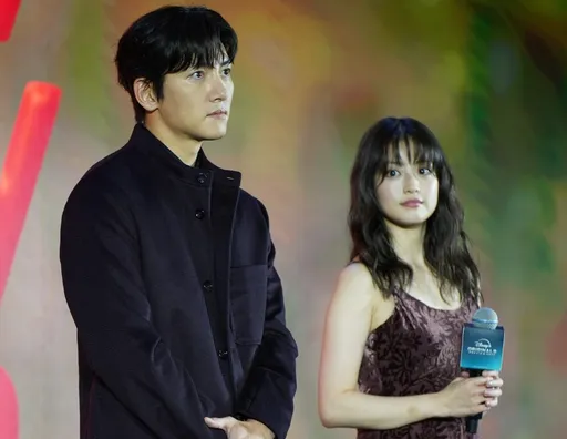 香港直擊｜池昌旭譜異國戀　與今田美櫻擦愛火