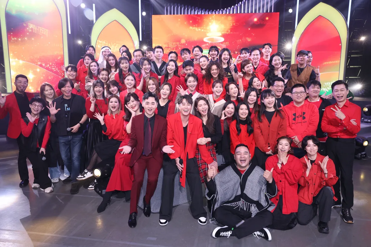 众星齐聚TVBS《圣诞音乐庆典》录影。庄宗达摄