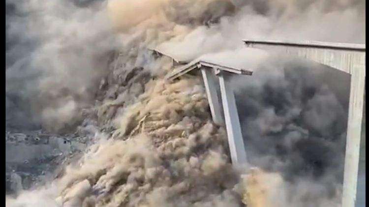 驚人影片曝光!中國紅旗特大橋全垮 耐用百年才10個月就「陣亡」