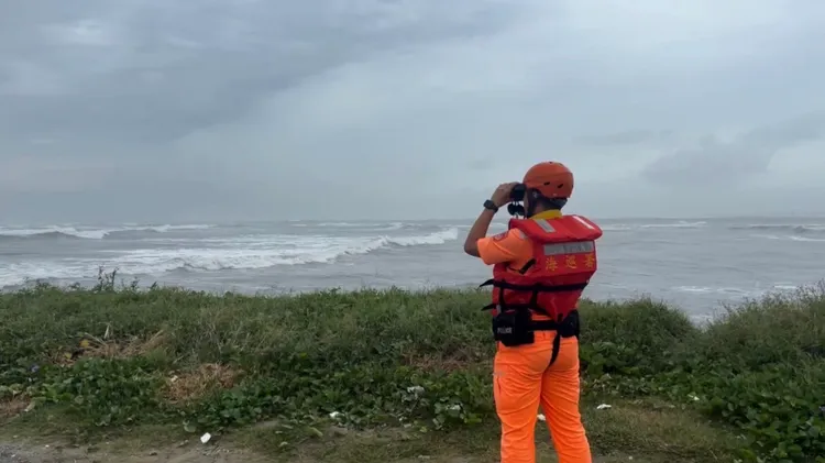 海巡署已展開海岸巡查。圖為小琉球  資照 海巡署提供