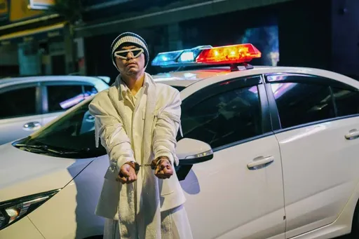 鬼才成废材！黄明志靠争议赚流量爆红　卷入「护理女神」猝死案又涉毒自毁前程