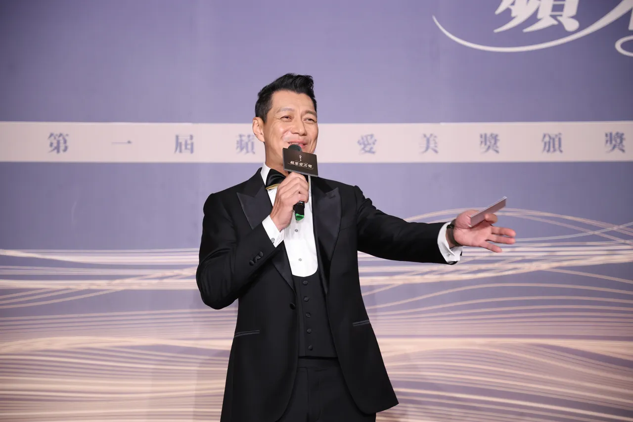 聂云主持首届「苹果爱美奖」，让他大开眼界，直呼种类竟然这么多。摄影中心摄