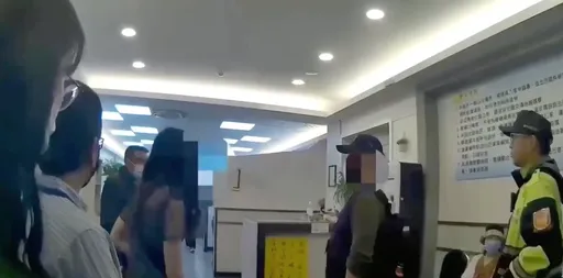 万华棋牌社今年2度遭查获赌博　仍营业ing！北市府突袭强制断水电