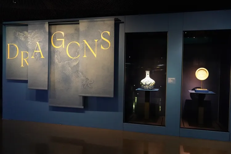 國立故宮博物院策劃的「龍」特展，17日晚間在巴黎布朗利河岸博物館登場，呈現龍在歷史與文化中的多重意涵。 中央社