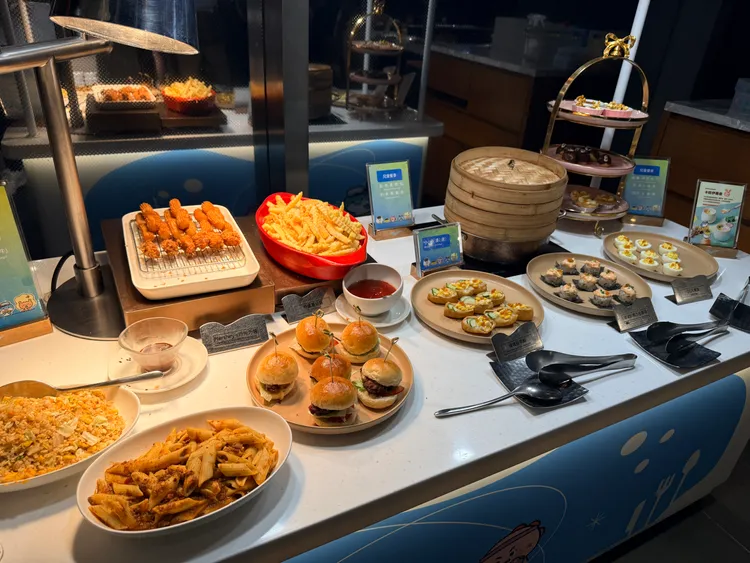 吃到饱。示意图。摄影中心