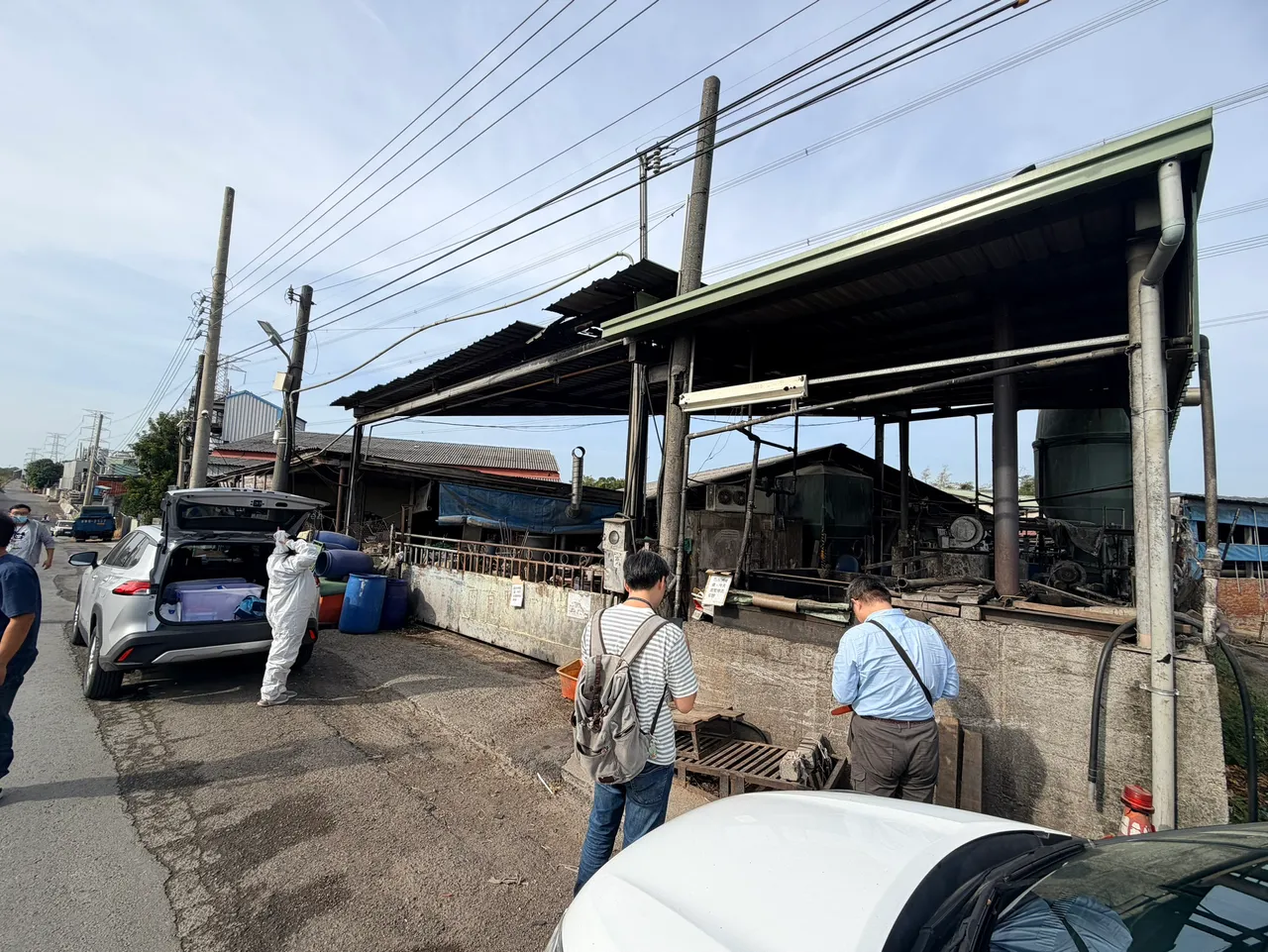 市府為求慎，今針對該場活豬採血檢驗。市府提供