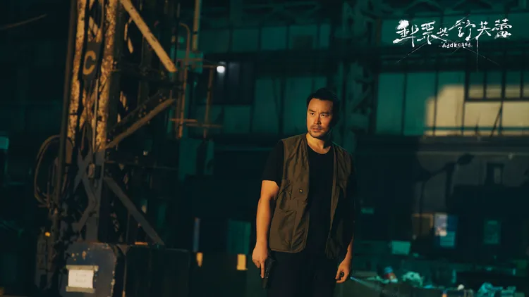 张孝全饰演警队小队长缉毒不遗余力。时创影业提供