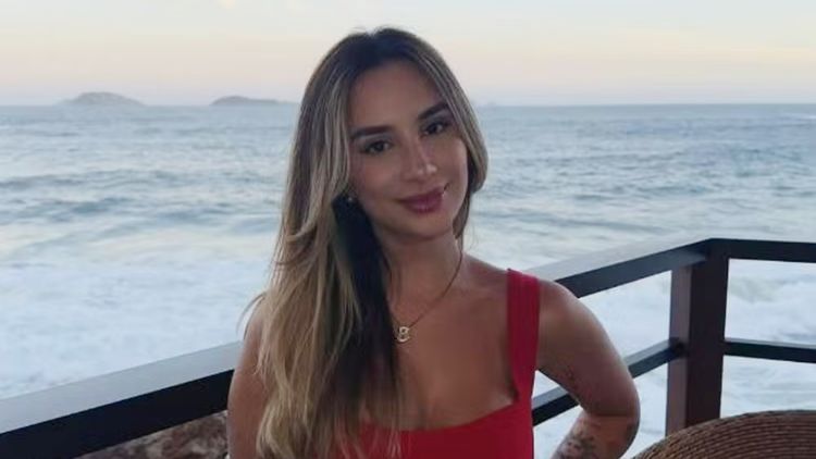 有夠衰！28歲OL搭車下班　被槍戰流彈爆頭亡