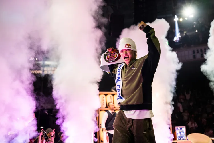 Red Bull BC One世界決賽B-Boy組， 由日本地主選手 B-Boy Issin 奪下。Red Bull提供