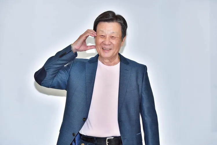 寇世勳保養得當，依舊帥氣。光譜映像提供