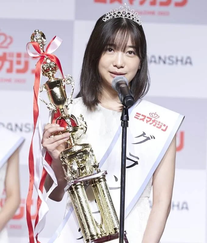 日本、菲律賓混血的今森茉耶奪得「Miss Magazine 2023」冠軍。翻攝Miss Magazine官網