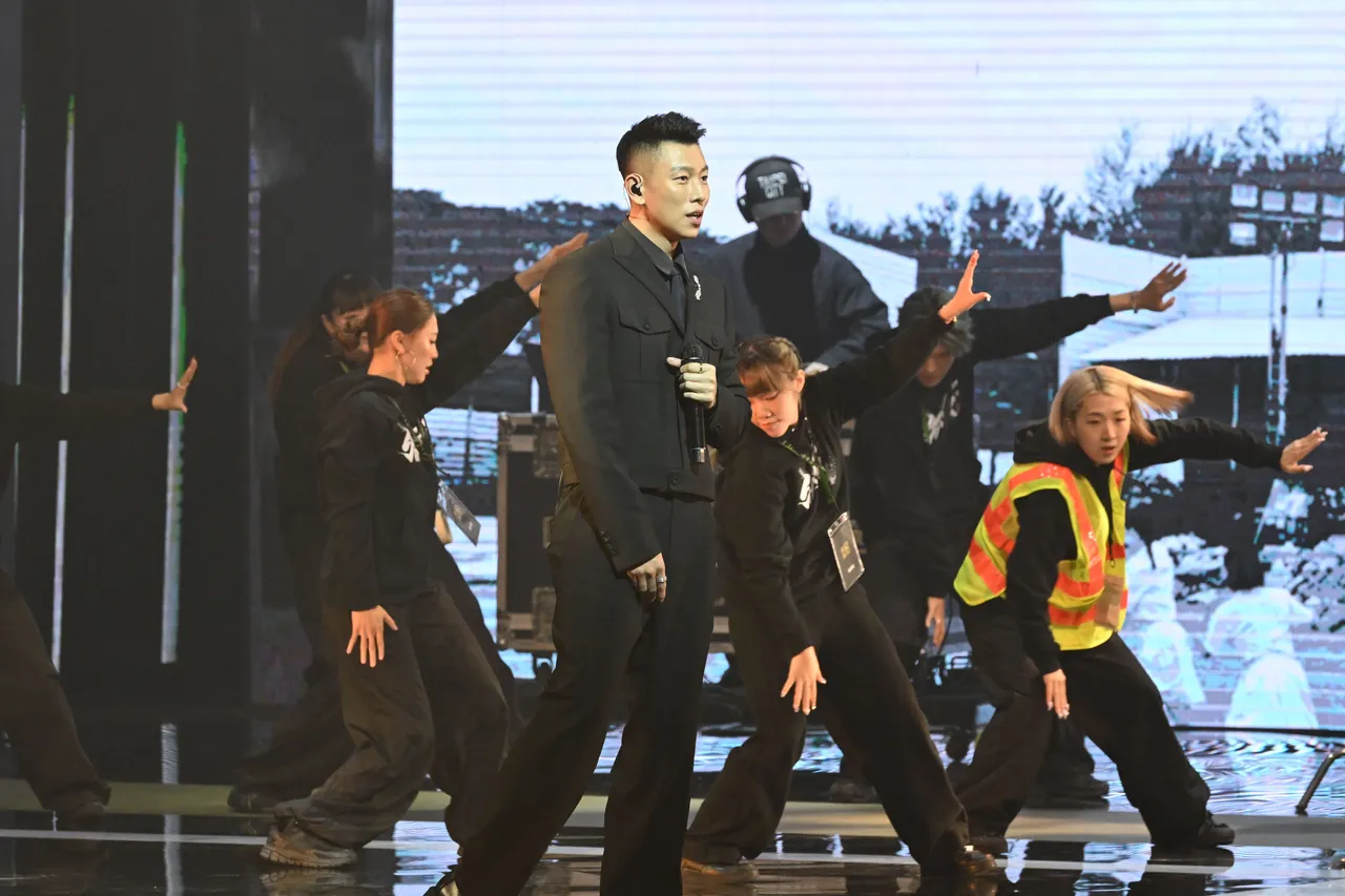 「顽童MJ116」金马表演打头阵　唱什么不重要！「瘦子很帅」最吸睛